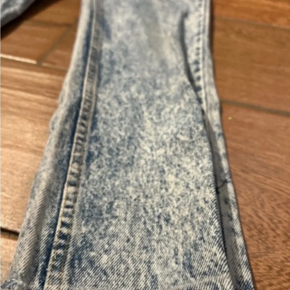 Women's Acid Wash Flared Jeans - Light Blue